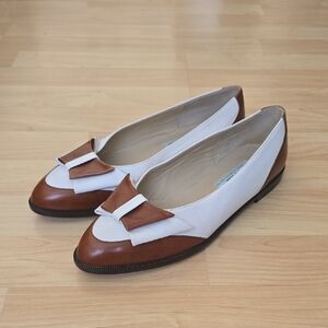 NWOT Bertie Italian Leather Bow Flats Loafers-Cream/Brown-Women’s SIZE 39.5